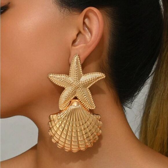 Gold Starfish and Shell earring A1225 - Picture 1 of 5